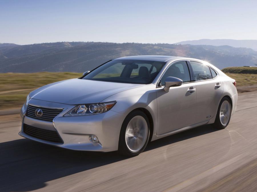  Lexus ES300h 2012 года  (фото 31 из 44)